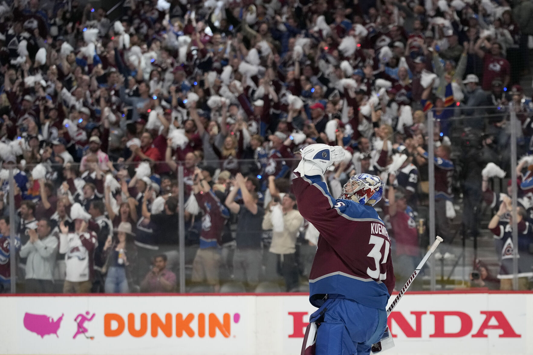 APTOPIX Stanley Cup Lightning Avalanche Hockey